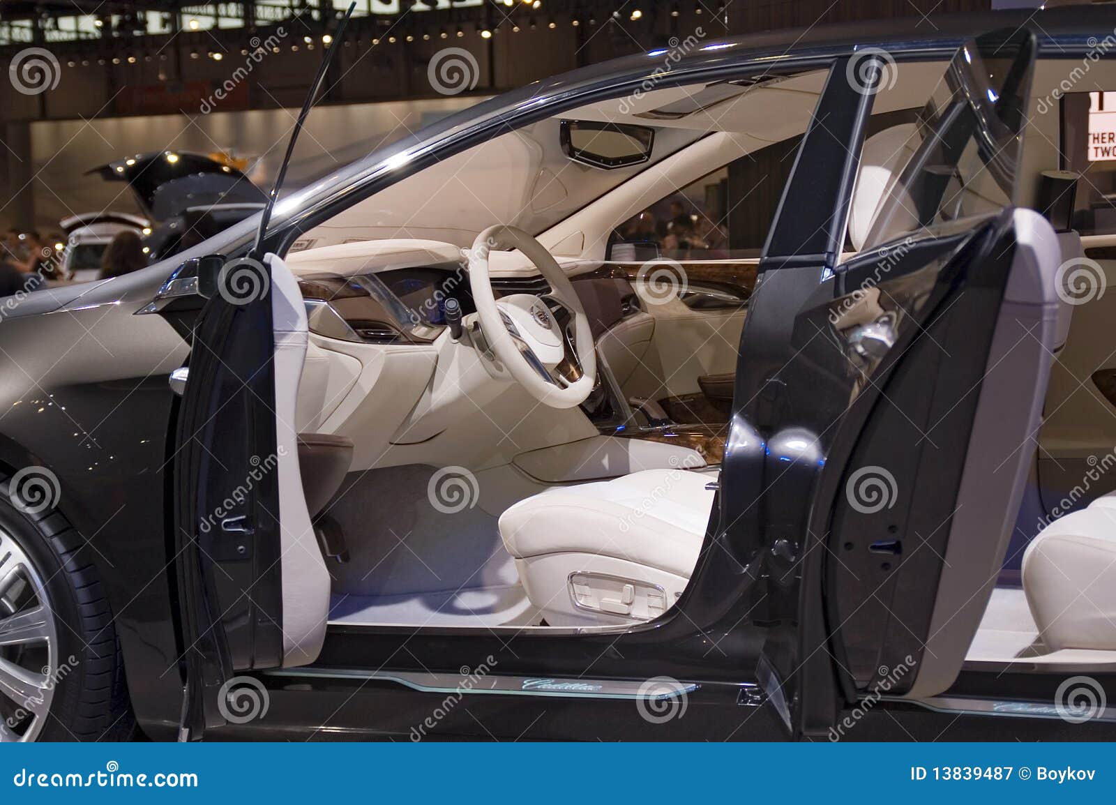 Concepto XTS de Cadillac fotografía editorial. Imagen de estilo - 13839487, image size:1600x1154