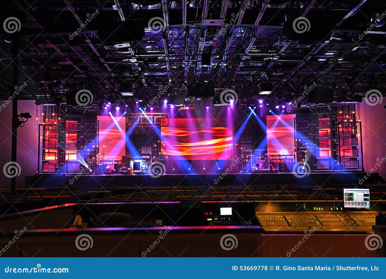 Concert Stage Decoration Ideas