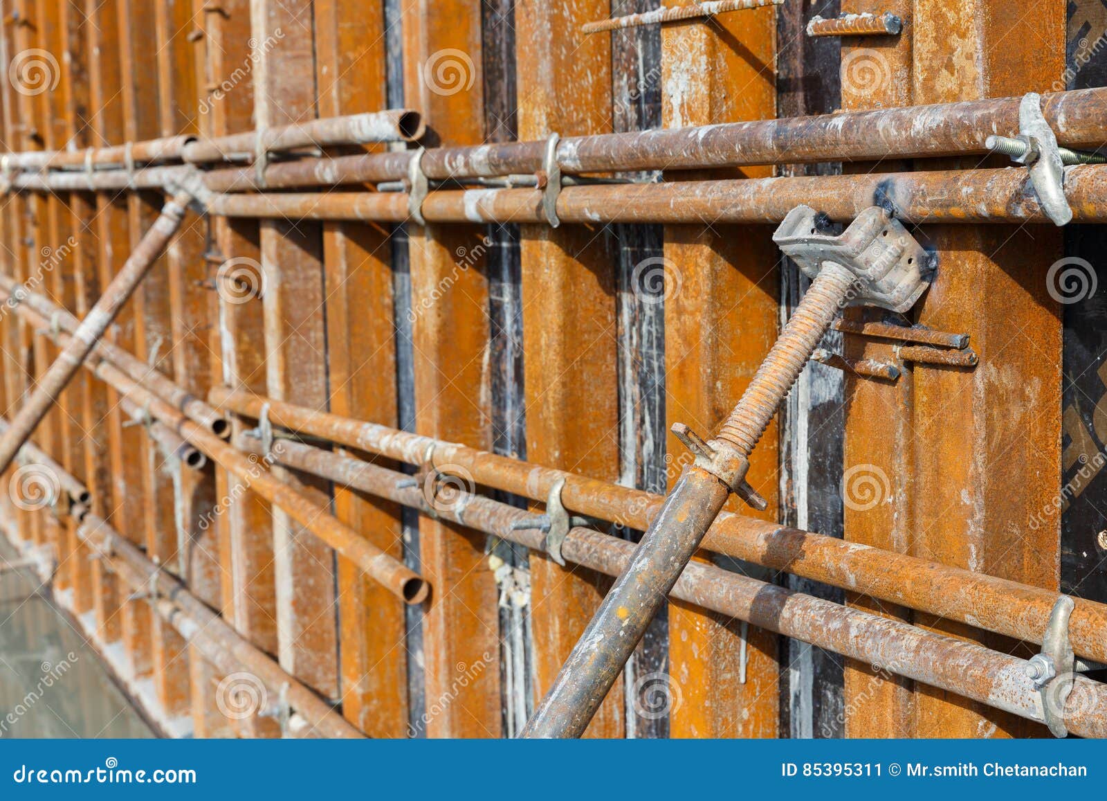 concrete formwork plywood frame