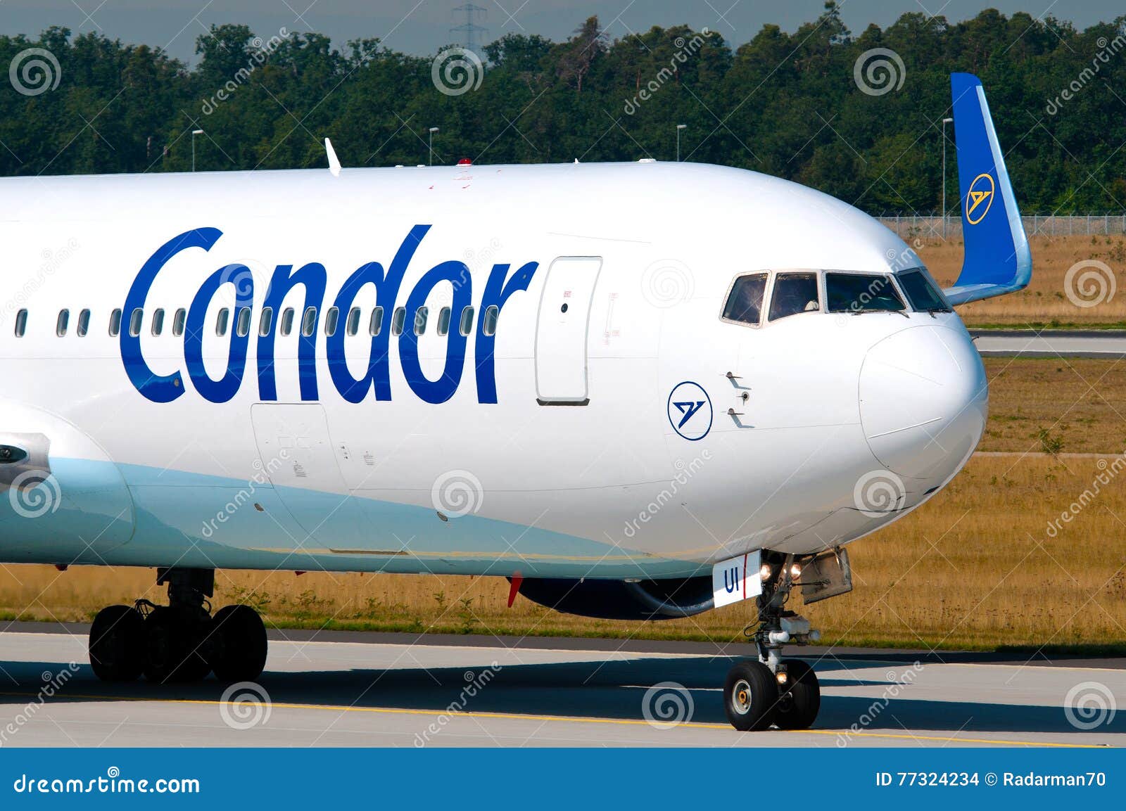 Condor Boeing 767 330 Er Editorial Stock Image Image Of Aircraft