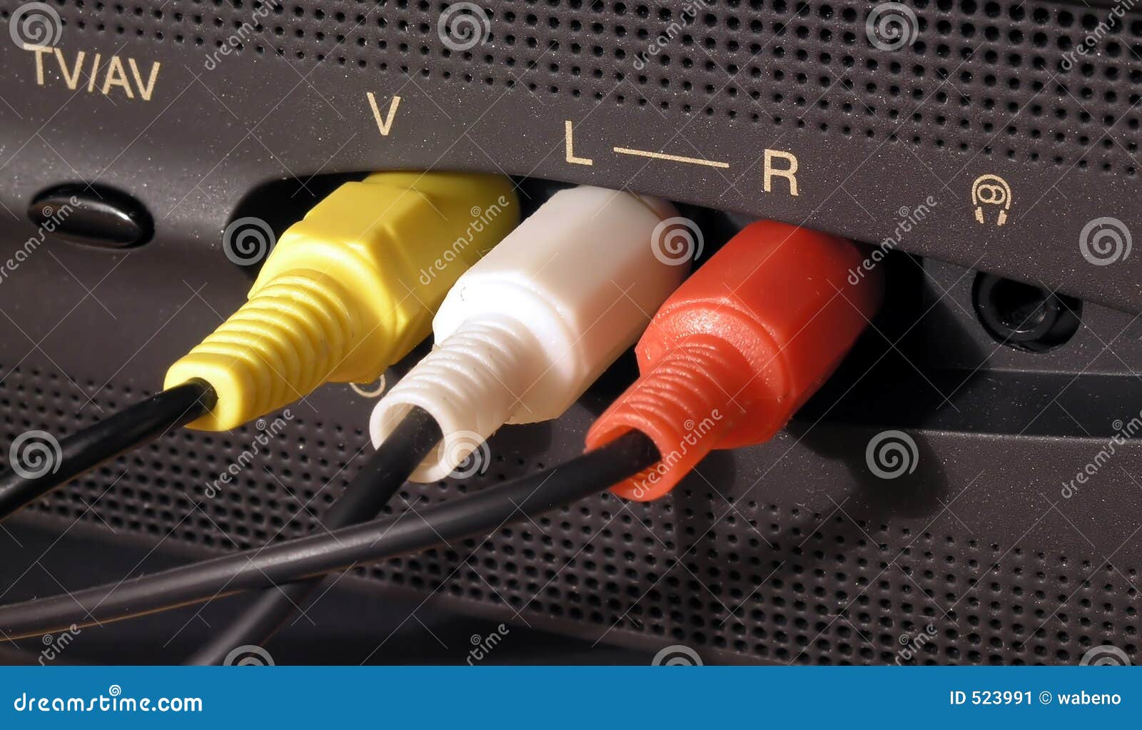 Conexión De Cable Audio Y Video Imagen archivo Imagen de ordenador, aislado: 523991