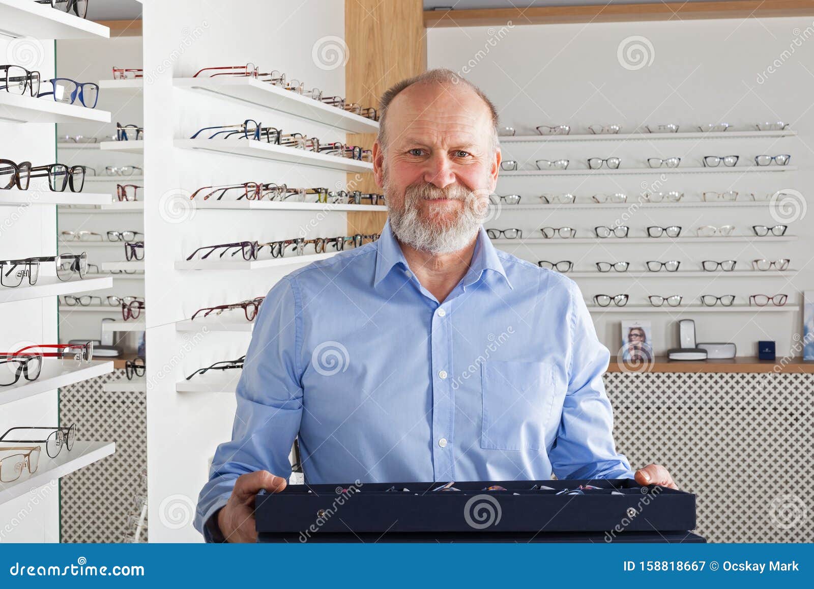 Mature ophthalmologist stock image. Image of oculist - 158818667