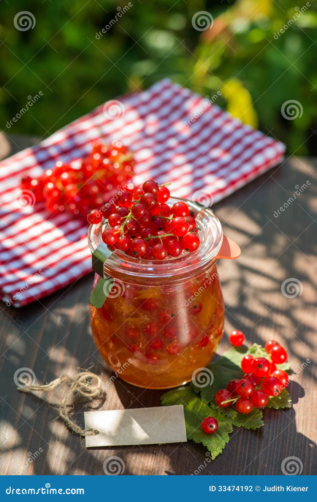 Confiture De Groseille Rouge Photo stock Image du choc, bourrage
