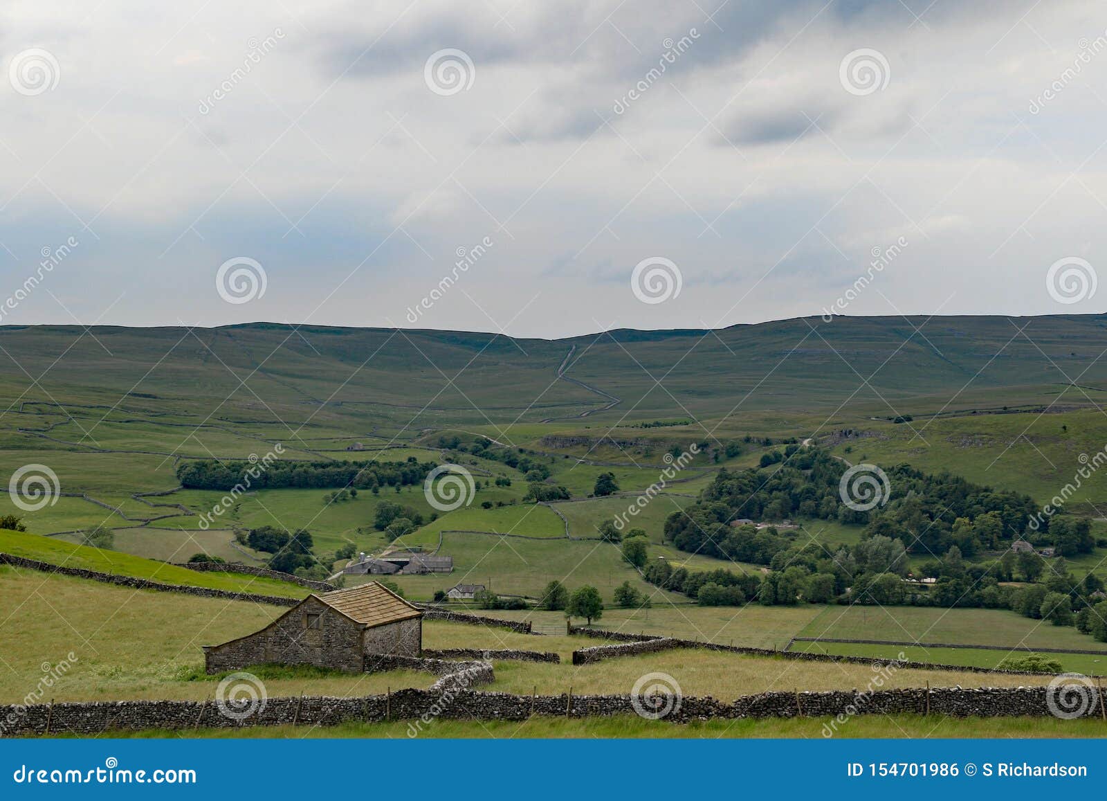 looking towards conistone pie