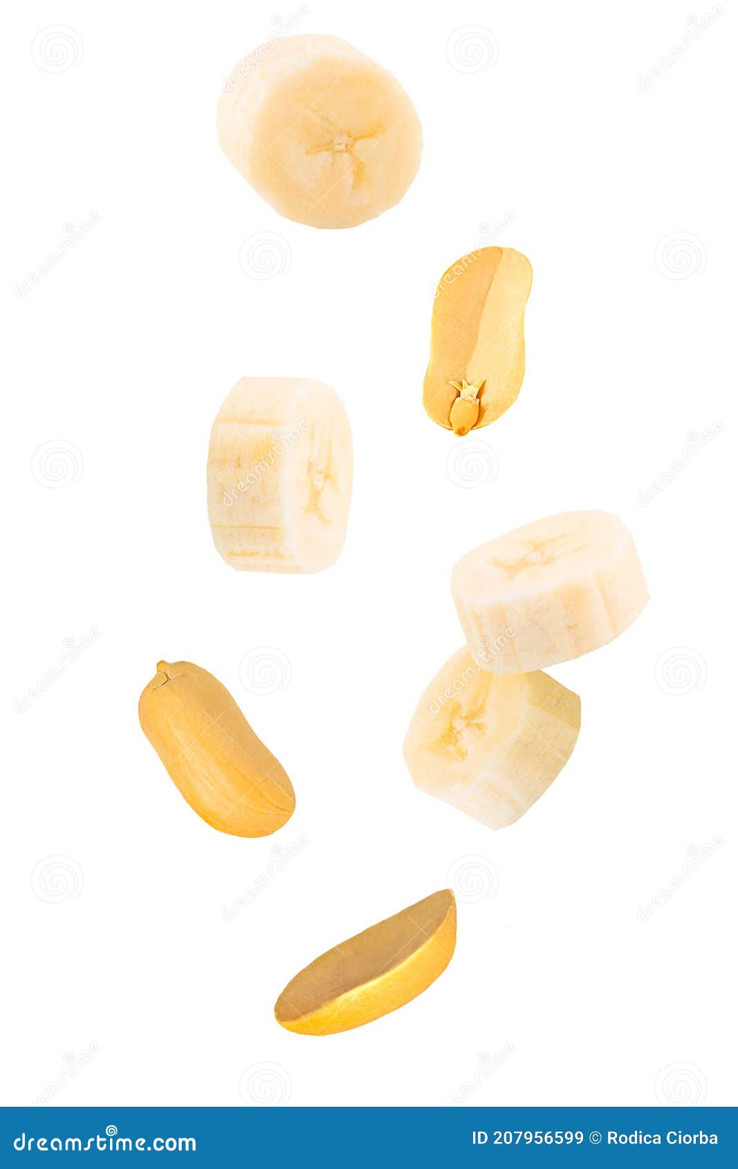 Conjunto de frutos secos sobre un fondo blanco