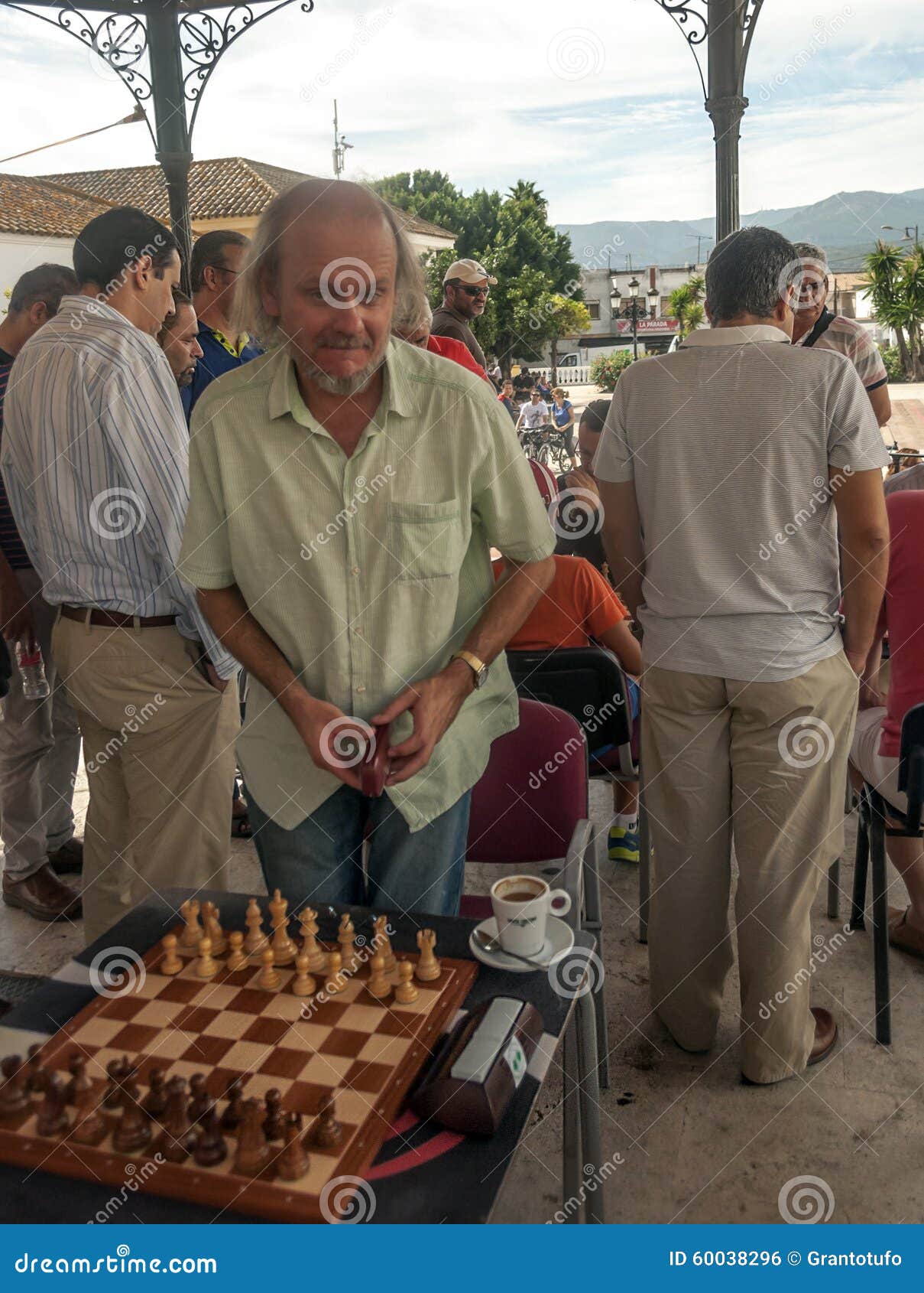 Conquista De Suart Do Grandmaster Da Xadrez Foto Editorial - Imagem de  desafio, marrom: 60038176