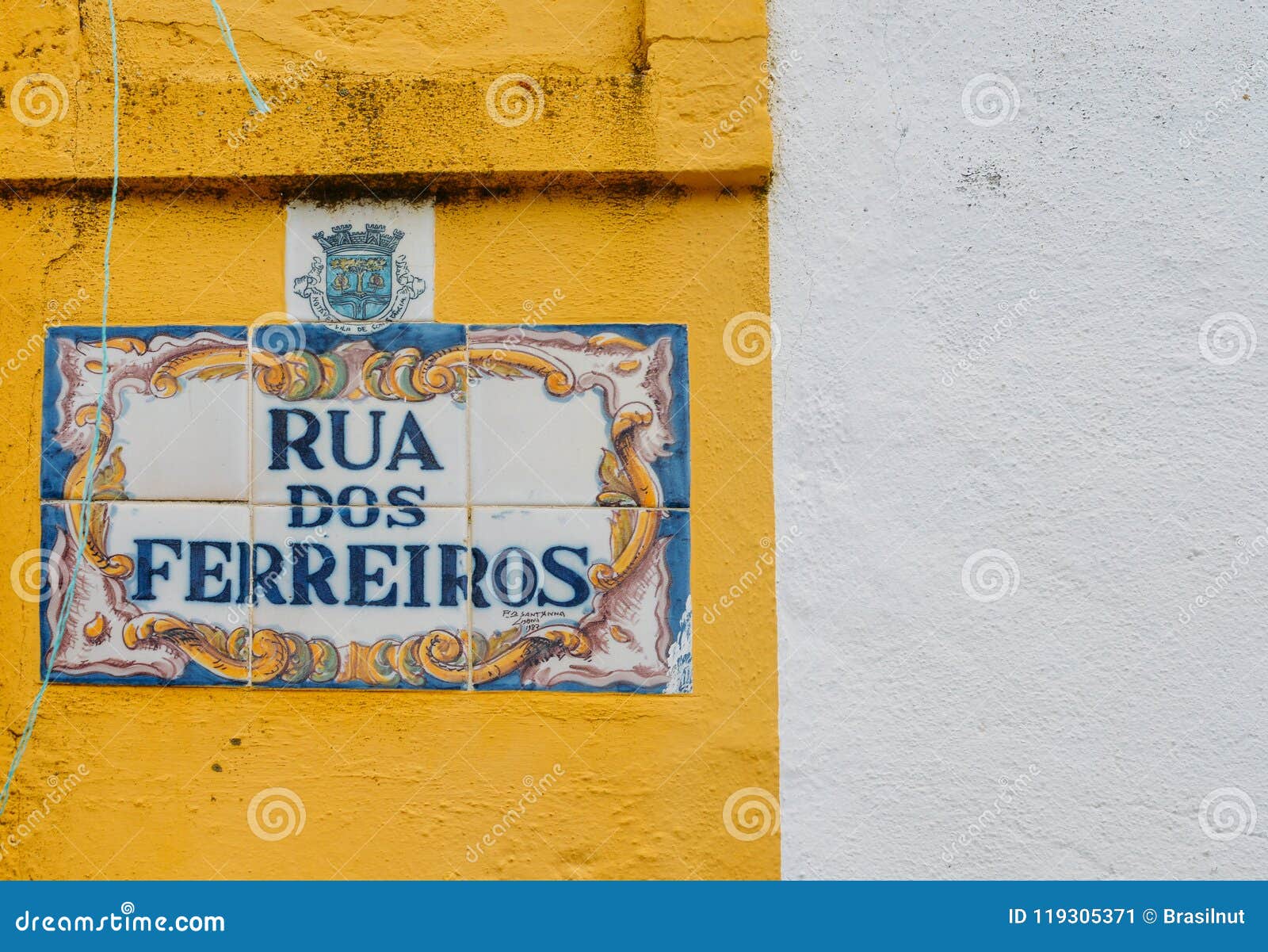 Portuguese Lottery Sign Jogos Santa Casa And Portugal Post Office CTT Pay  Shop Sign Outside A Newsagents Shop In Tavira Portugal Stock Photo - Alamy