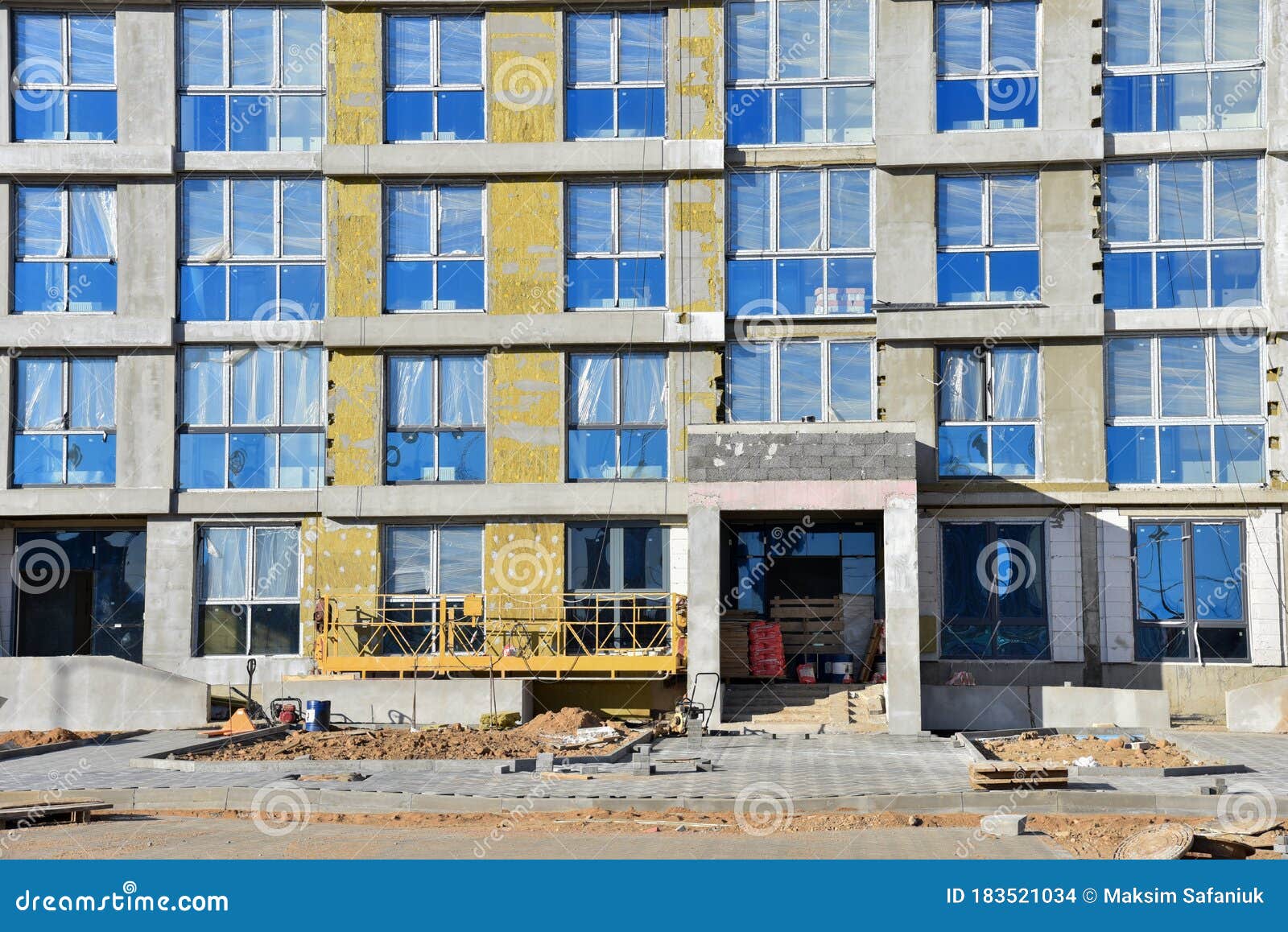 Construction Of A New Multi Storey Building Suspended Cradle For Works Insulation Of The Facade Of The Mineral Wool Laying Stock Photo Image Of Office Concrete Construction Of A New Multi Storey Building Suspended Cradle For Works Insulation Of The Facade Of The Mineral Wool Laying Stock Photo Image Of Office Concrete