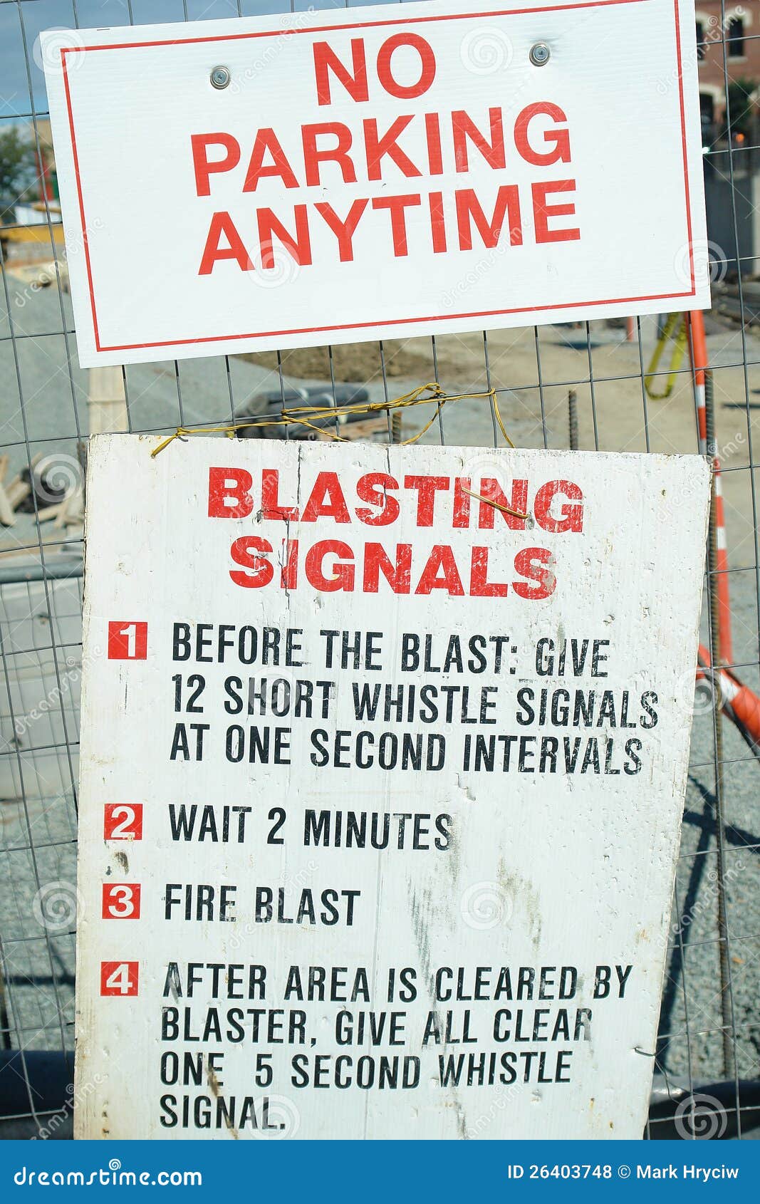 construction signs blastiing signals