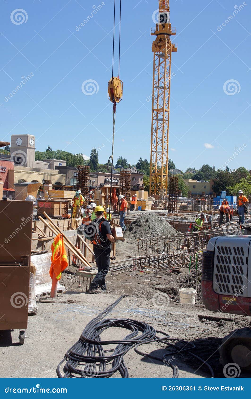 Construction Workers Lay the Foundation Editorial Photo Image of workers, equipment 26306361