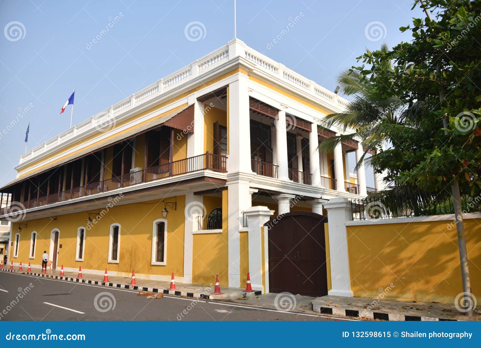 consulat ga c na c ral de france in french quarter of pondicherry editorial image image of colonial tourism 132598615