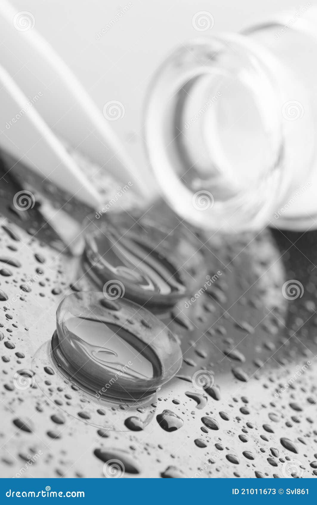 Contact lens accessories stock image. Image of lense 21011673