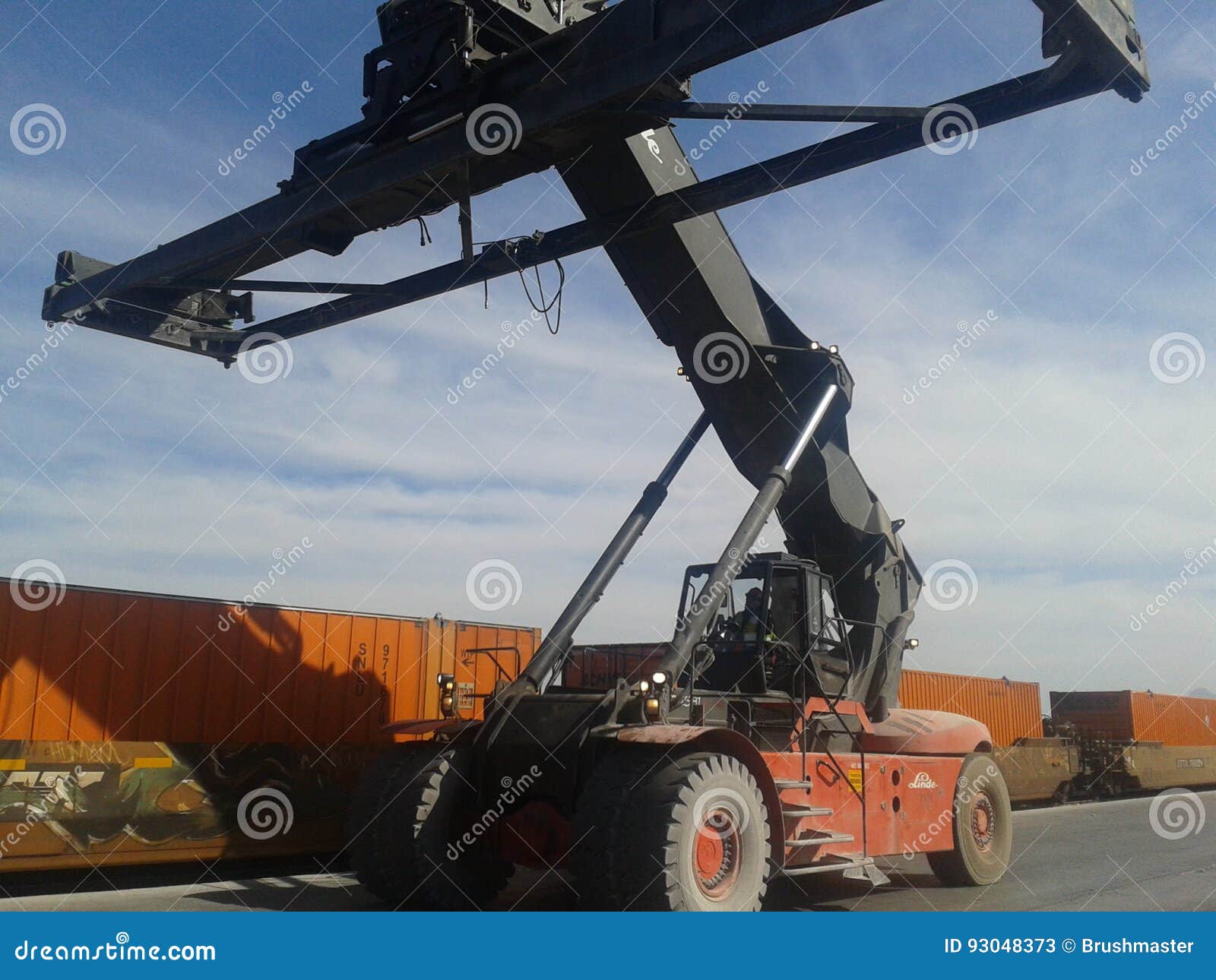 container lifter