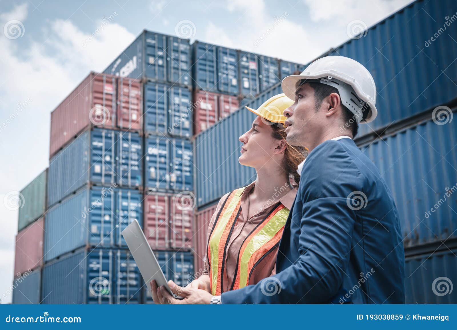 Container Shipping Logistics Engineering of Import/Export