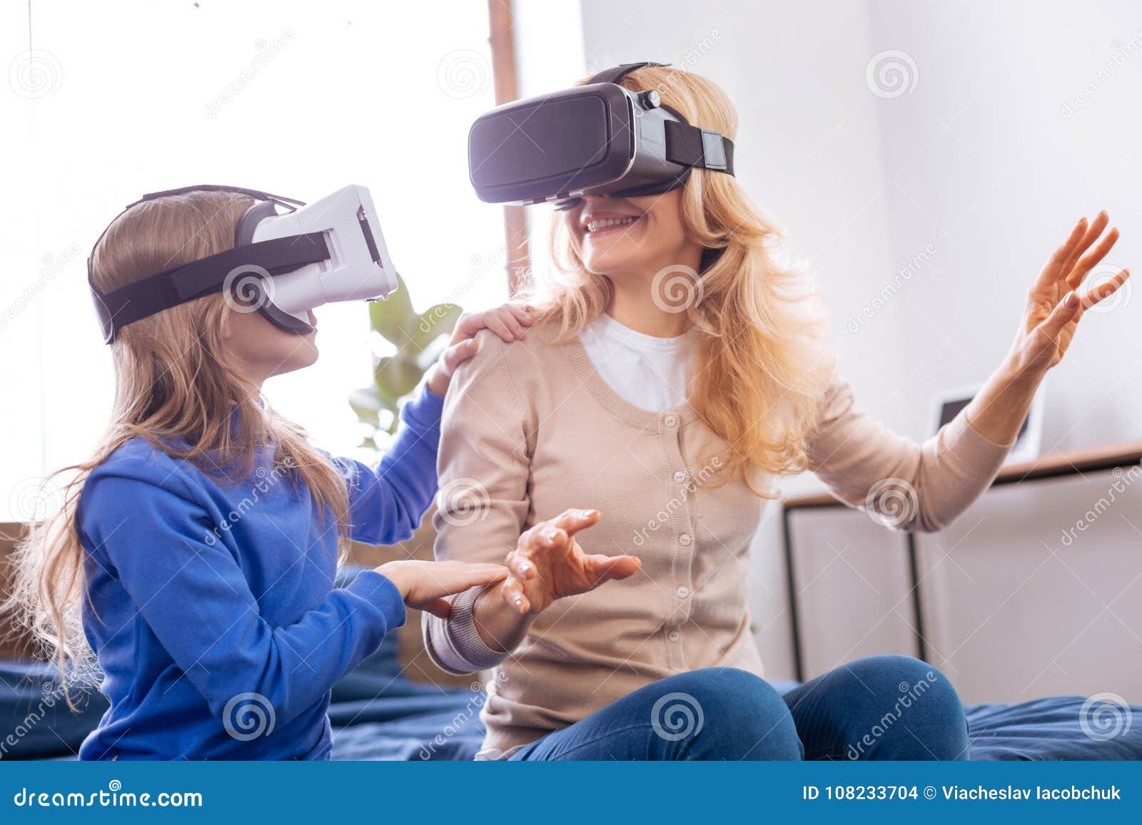 Content Mother and Her Kid VR Headset Stock Photo Image of device, guidance: 108233704
