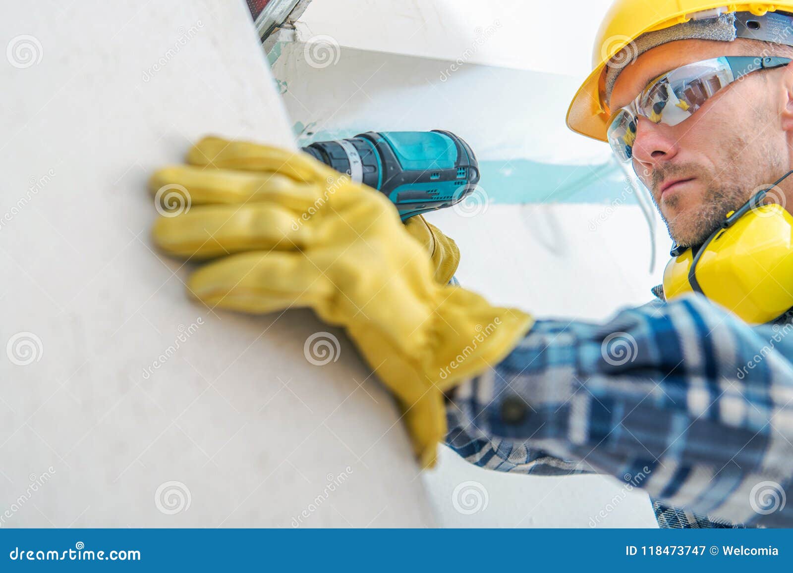 contractor remodeling job