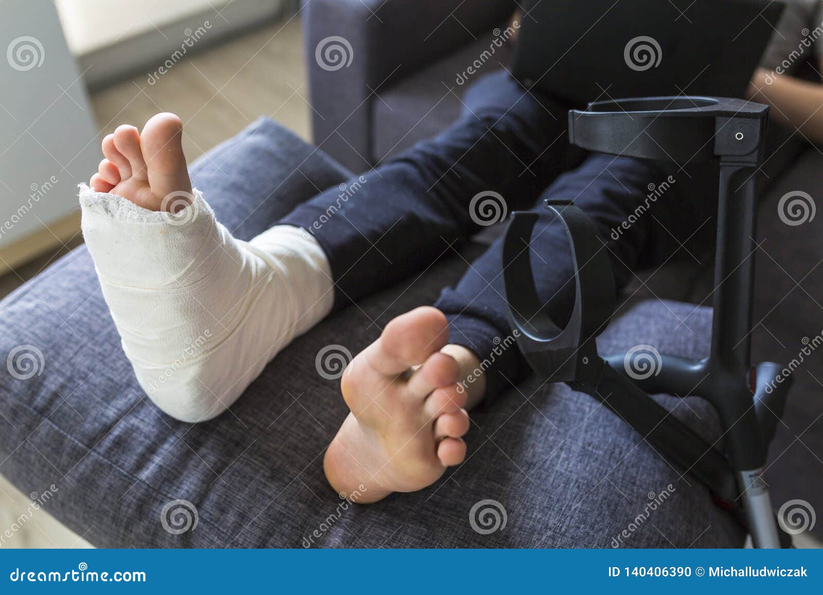 pillow for broken leg