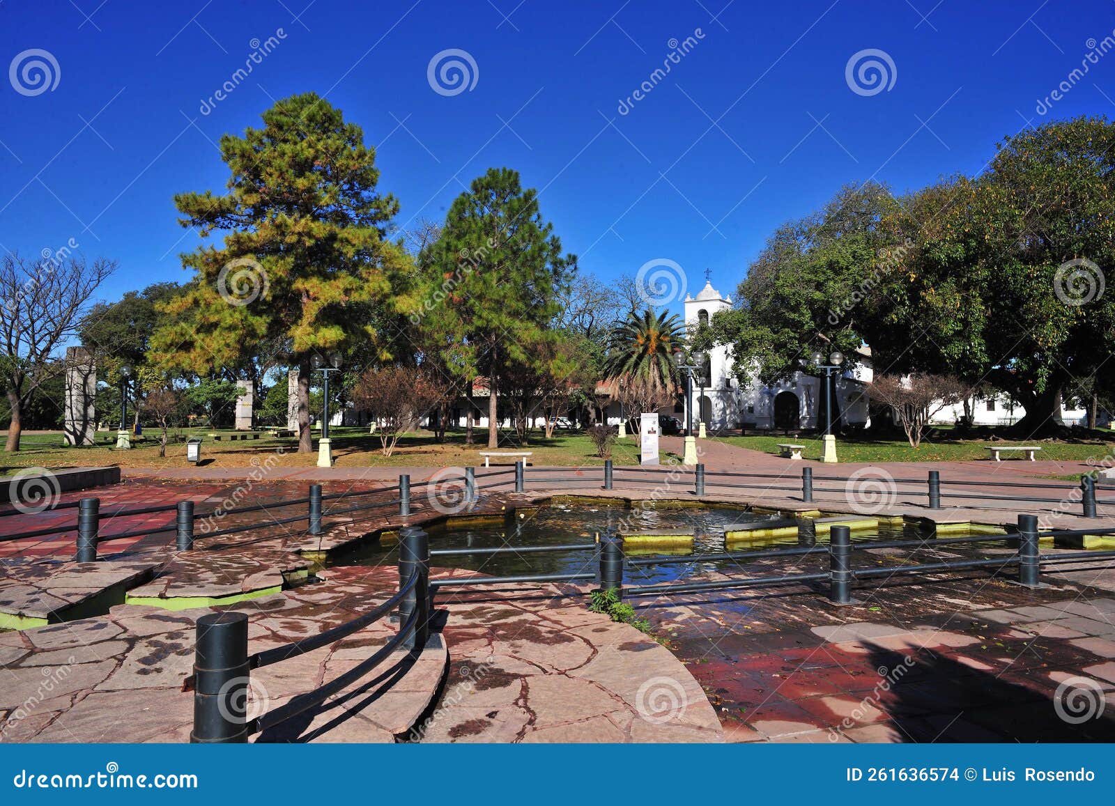 the convent of san francisco is a catholic temple and convent in the city of santa fe, argentina. 19th century