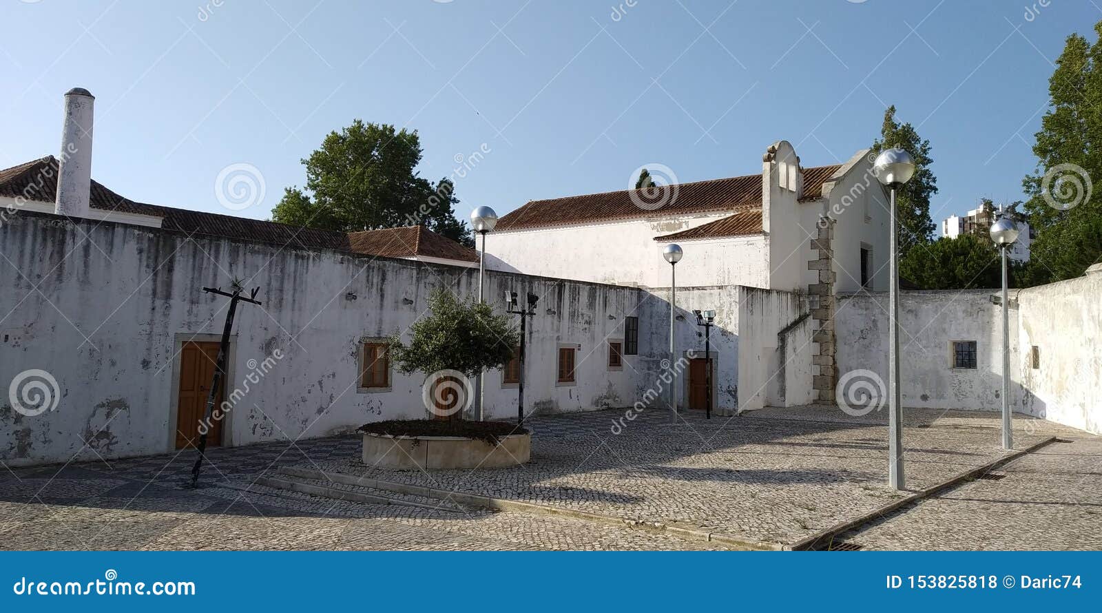 convento madre de deus da verderena, barreiro, portugal