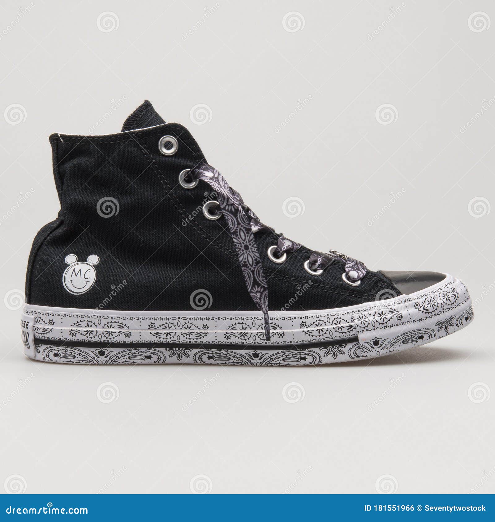 converse chucks 19