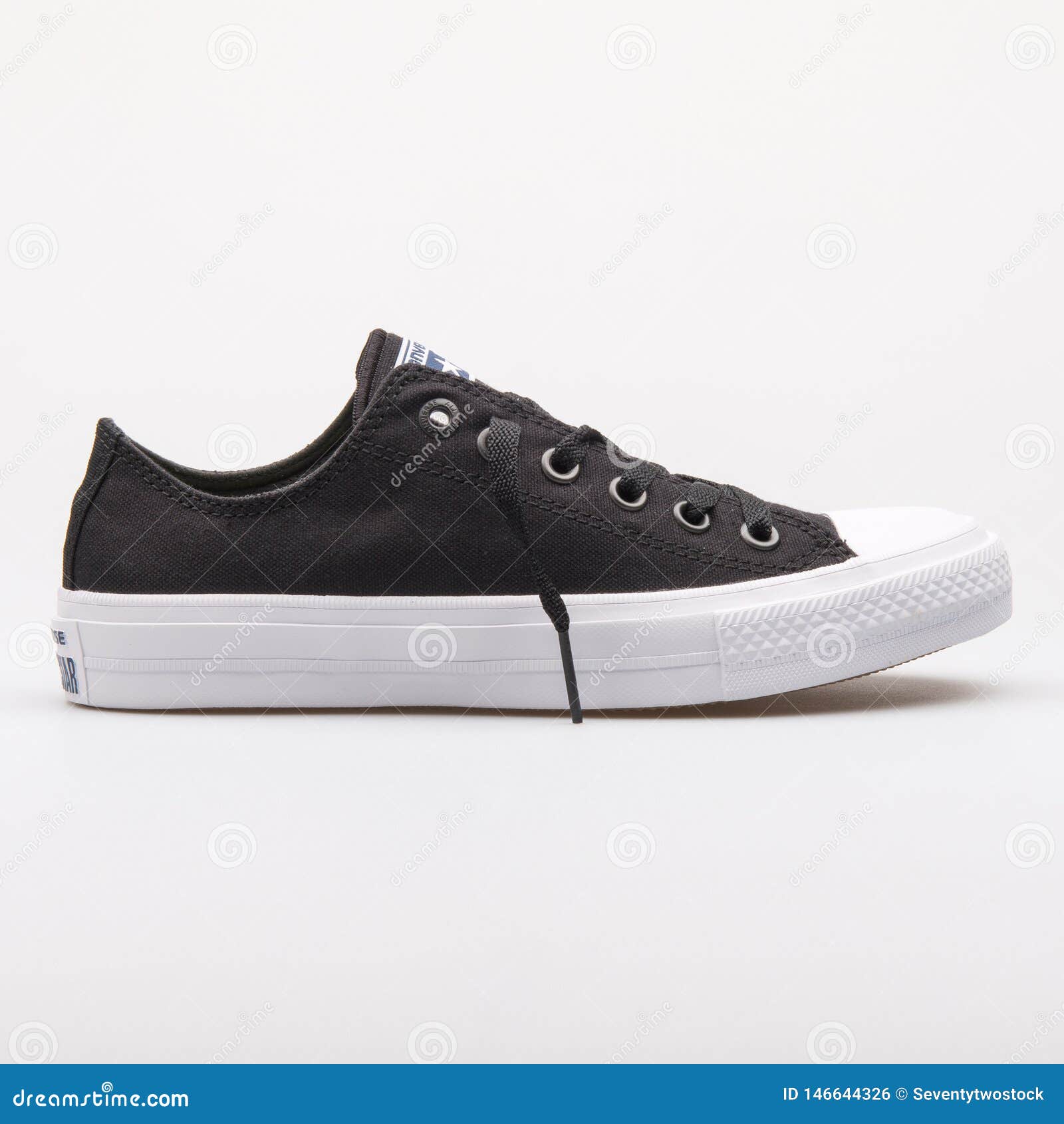 Converse Chuck Taylor All Star 2 OX Black And White Sneaker Editorial Photo - Image of accessories, colour: 146644326