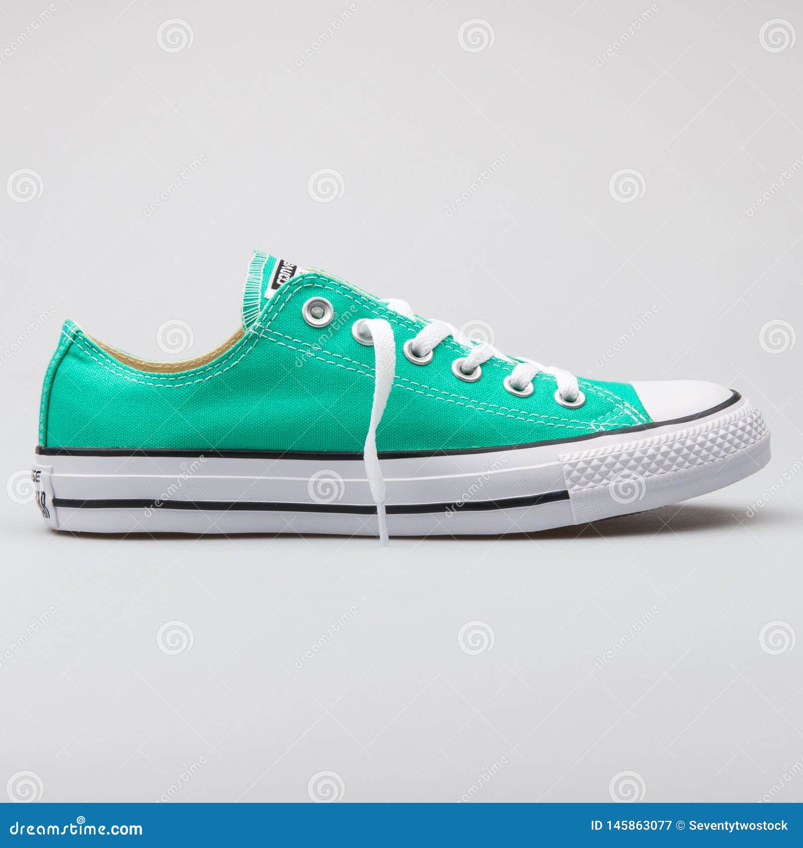 Converse Chuck Taylor All Star OX Green Editorial - Image of sneaker, fashion: 145863077
