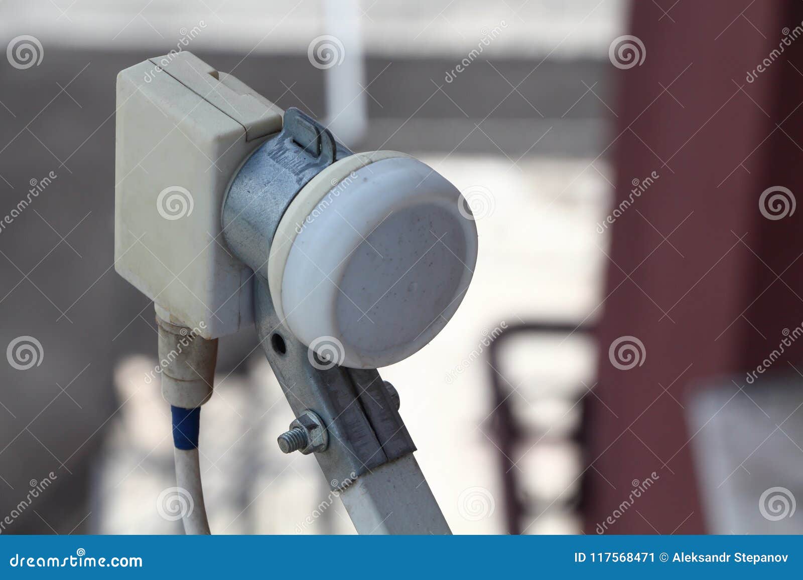The Converter of the Satellite Dish Stock Image Image of radio, lnbf