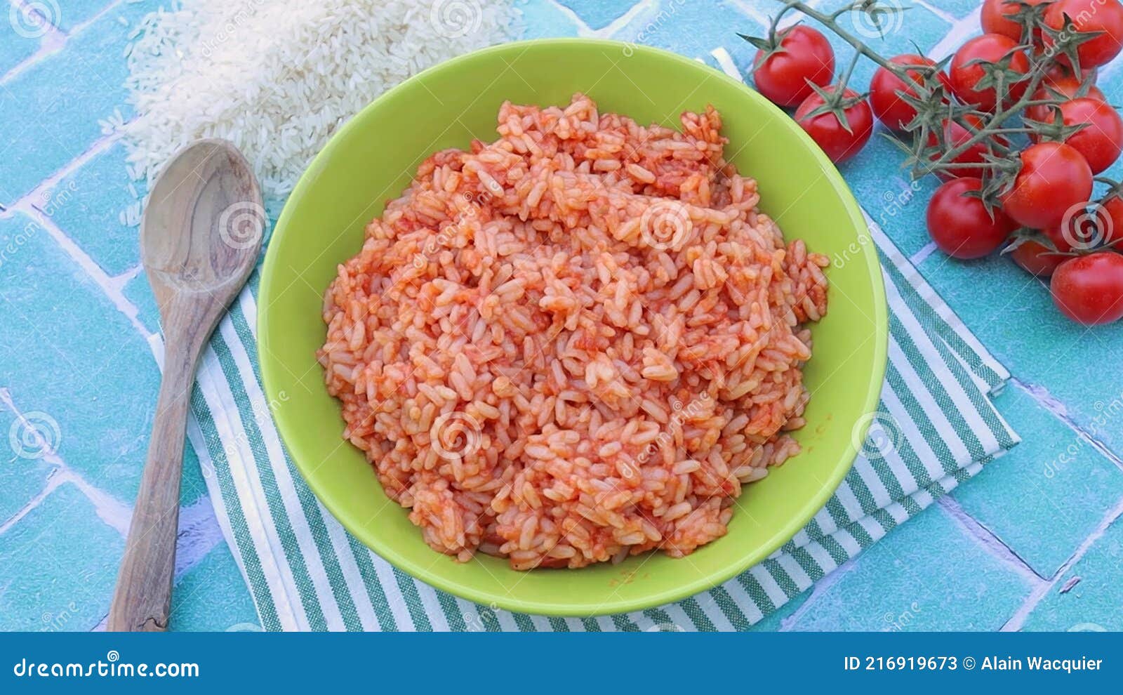 Cooked rice with tomato stock video. Video of recipe 216919673