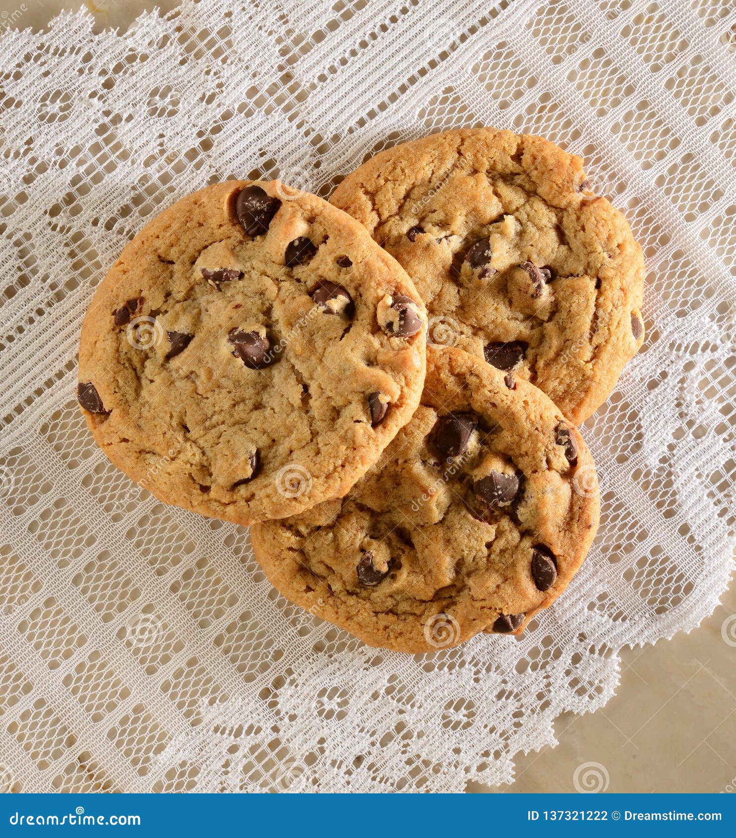 Post-impressionism Inform Do my best Three Chocolate Chip Cookies on a Table Stock Photo - Image of coffee, table: 137321222 Post-impressionism Inform Do my best Three Chocolate Chip Cookies on a Table Stock Photo - Image of coffee, table: 137321222