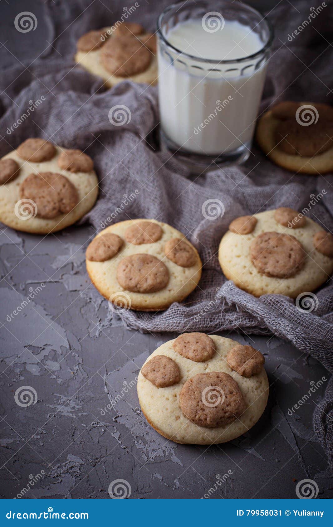 cat paw biscuits