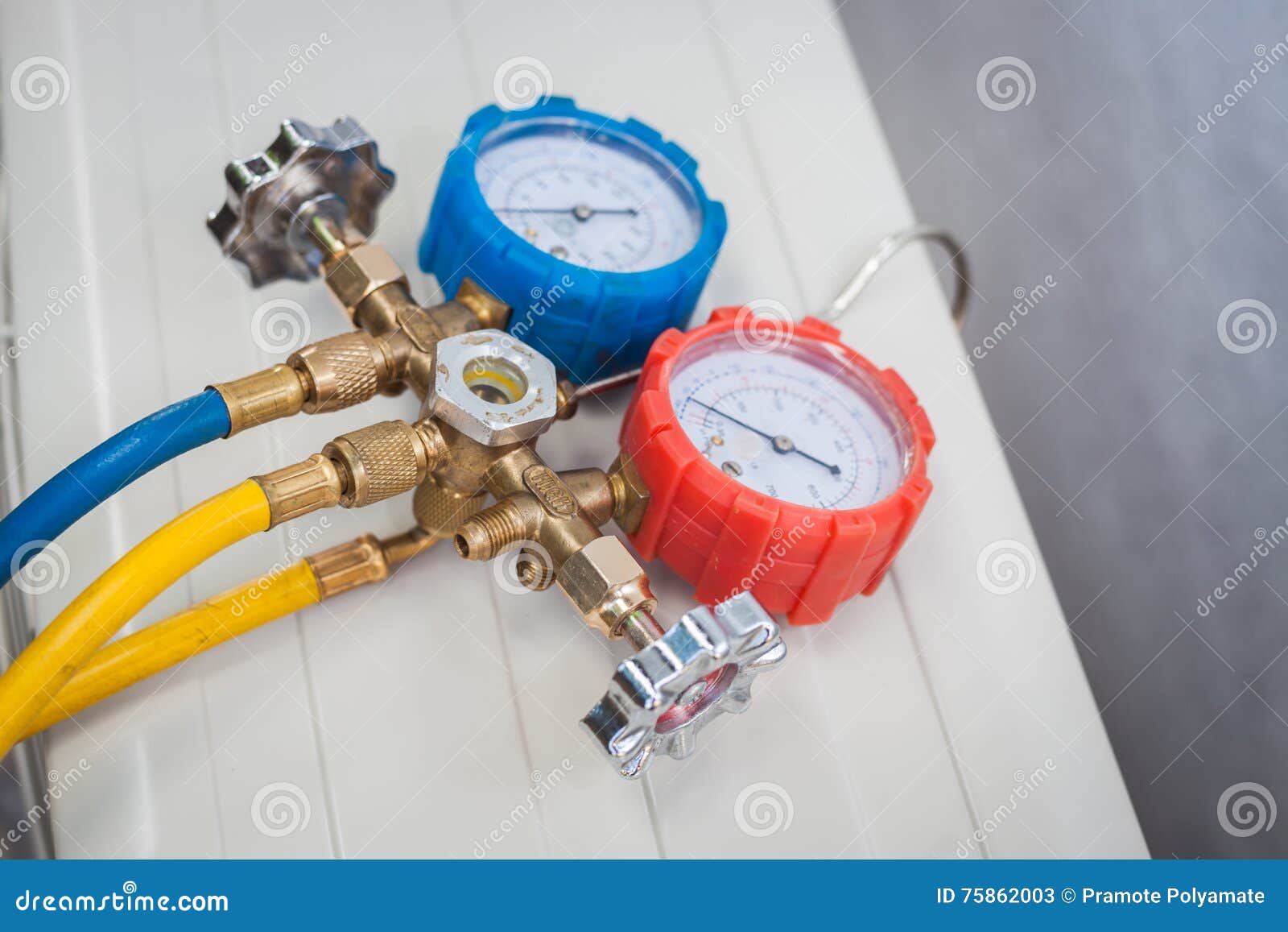 Coolant gauges stock image. Image of motor, control, inside 75862003