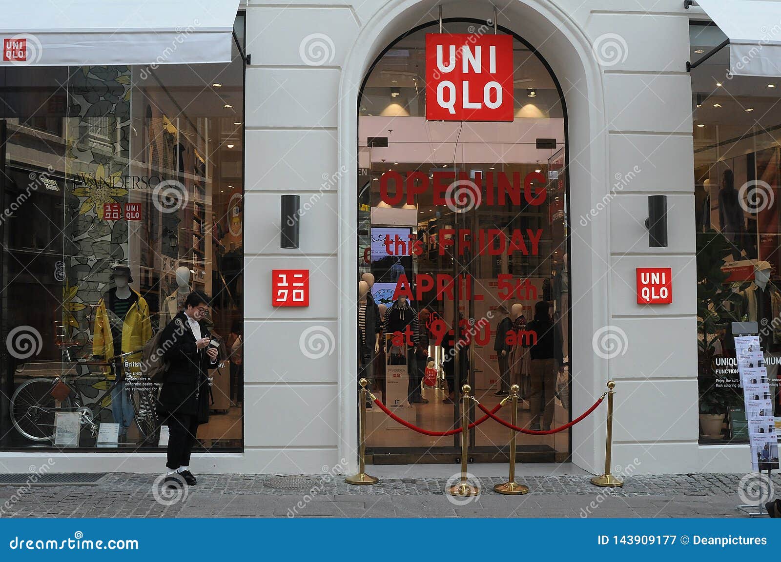 JAPANESE UNIQLO COPENHAGEN STORE OPENING 5TH APRIL Editorial Photography -  Image of danmark, japanese: 143909177