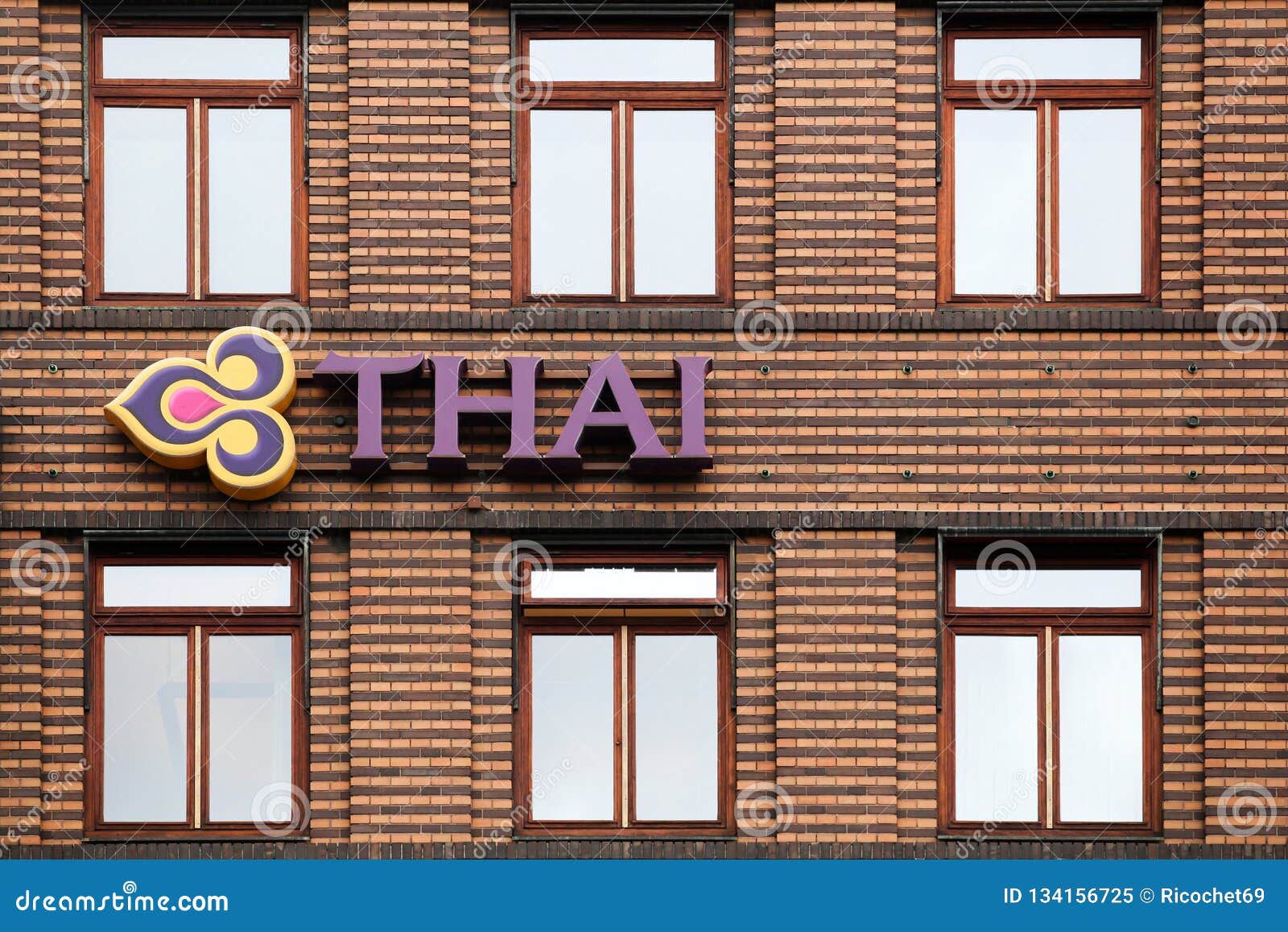 Thai Airways Logo On A Building Editorial Image - Image of