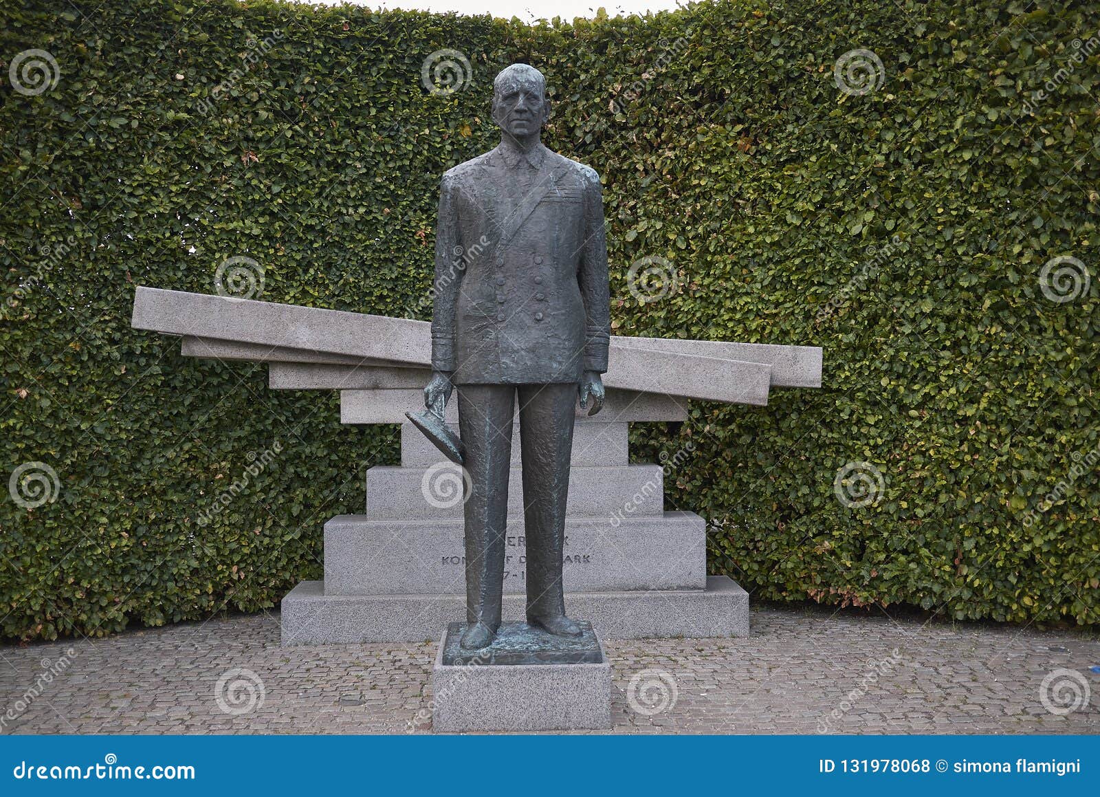 Monument of Frederik IX editorial stock photo. Image of enviroment ...