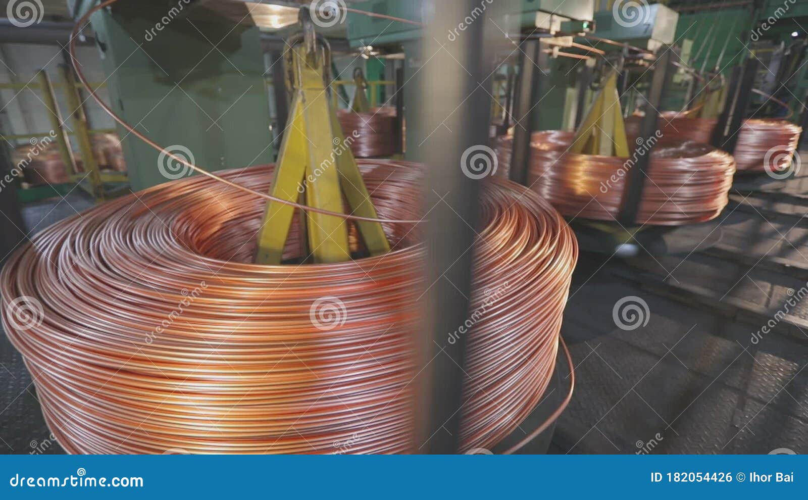 Copper Cable Spool Rotation, Copper Cable Manufacturing Process Stock