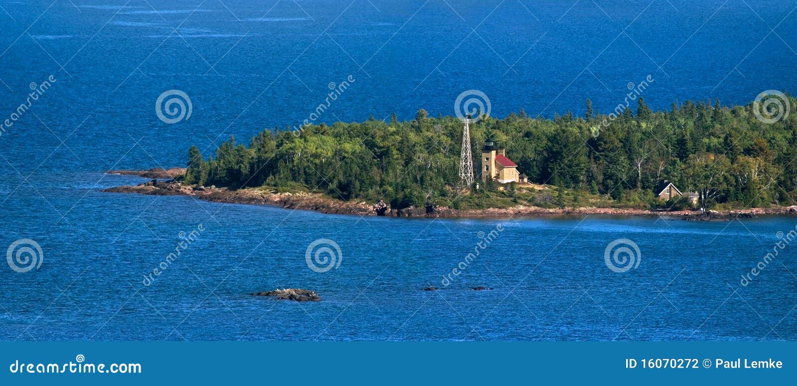 Copper Harbor Lighthouse stock photo. Image of coastline 16070272