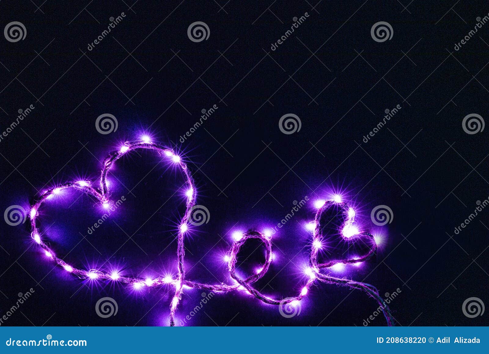 Corazón De Luz Neón Sobre Fondo Negro Foto de archivo - Imagen de fluir, eléctrico: 208638220 Corazón De Luz Neón Sobre Fondo Negro Foto de archivo - Imagen de fluir, eléctrico: 208638220