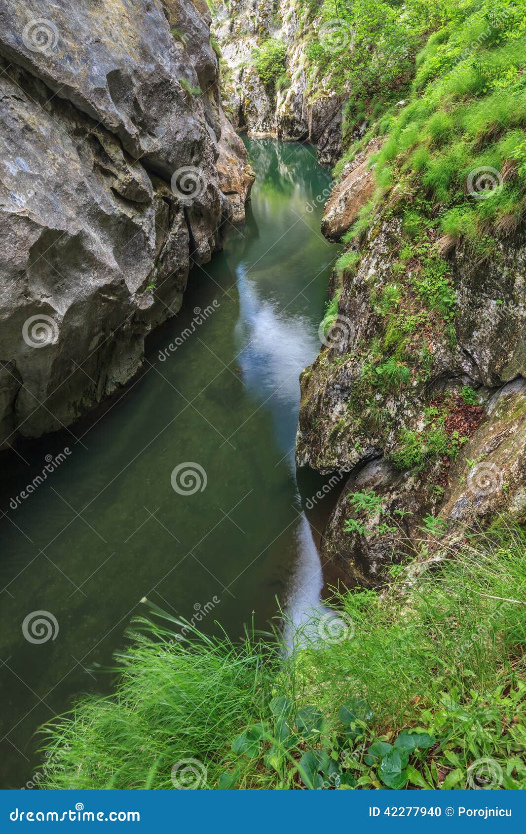 corcoaia gorge, romania