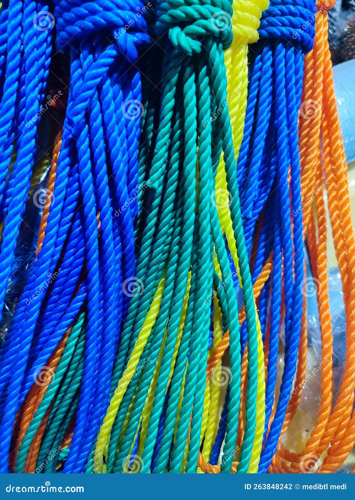 Corda De Nylon Com Coloração Fina Foto de Stock - Imagem de rede, macro:  263848242