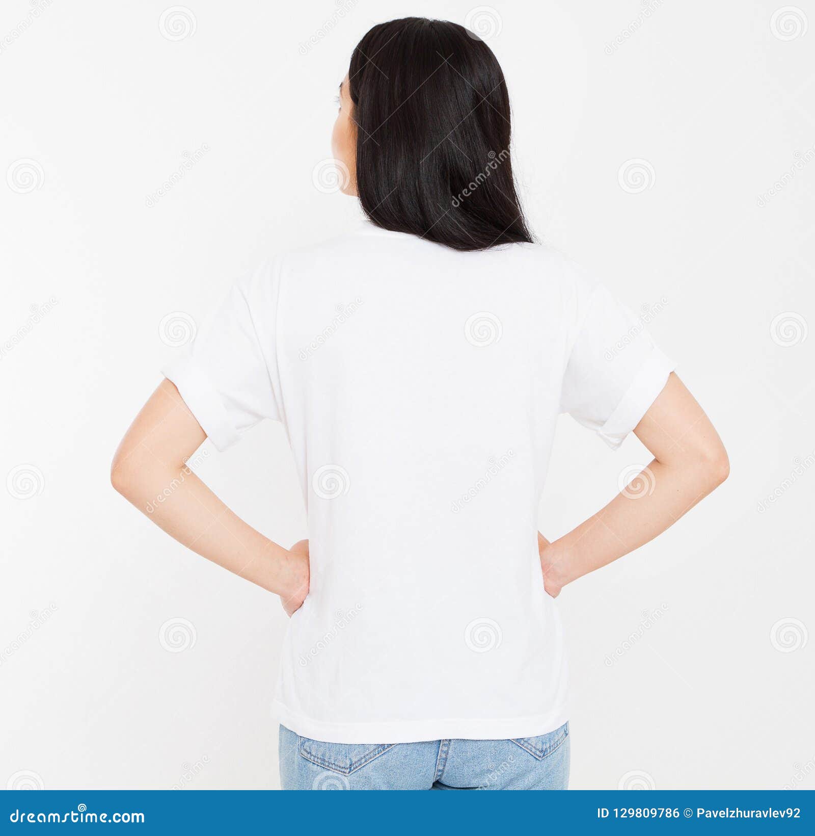 Coreano Joven De La Visión Mujer Morena Asiática En Camiseta Blanca En Blanco, Diseño De La Camiseta Y Concepto De La Ge Foto de archivo - Imagen de ocasional, limpio: