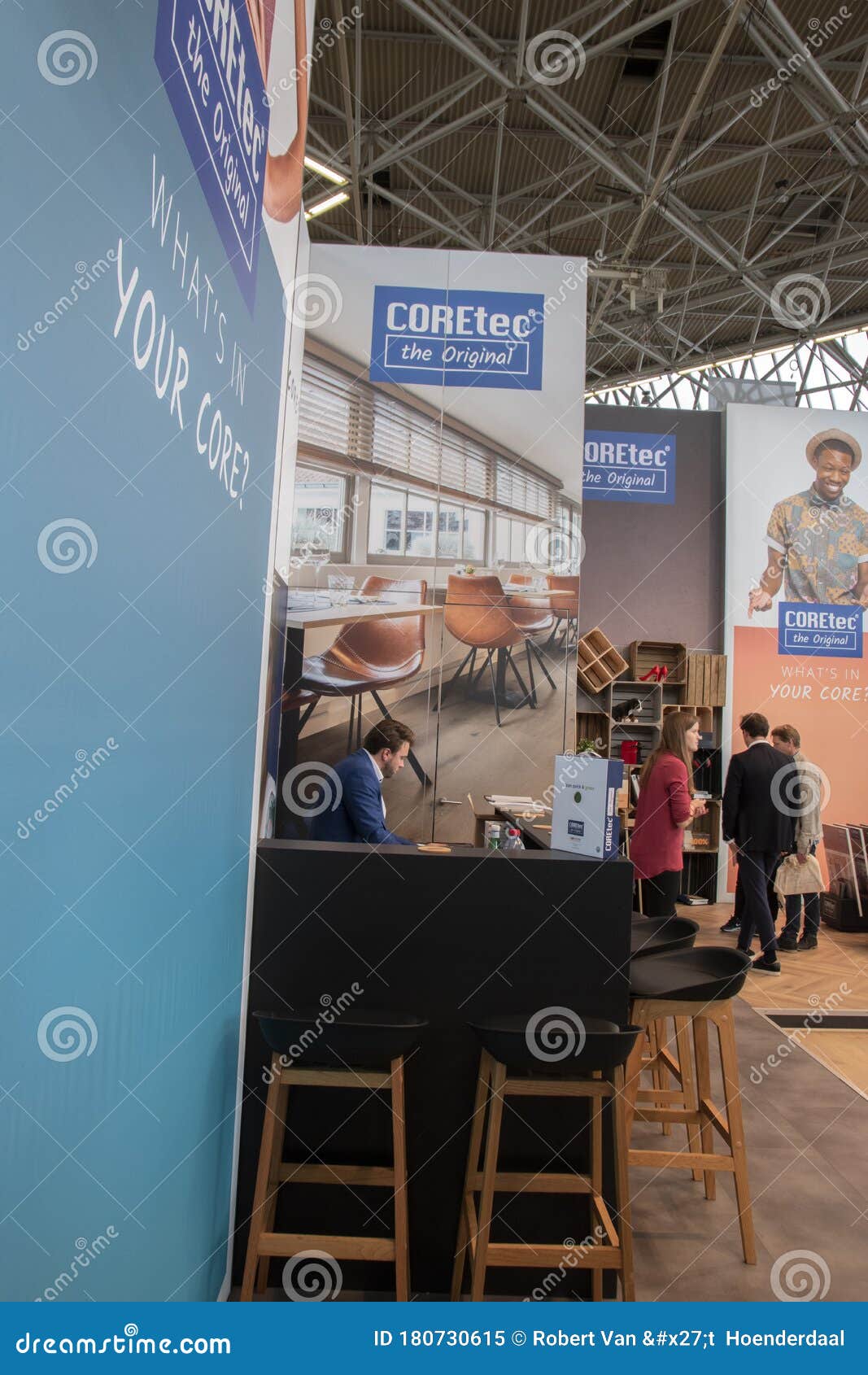 Ongeschikt koffer Flash Coretec Stand at VT Wonen & Design at the Wonen & Design Beurs Exhibition  at the Rai Complex Amsterdam the Netherlands 2019 Editorial Image - Image  of rooms, selling: 180730615