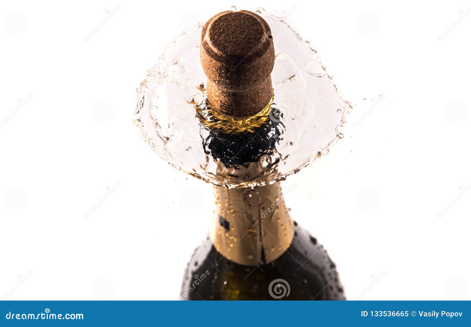 Звук падающей пробки от бутылки на пол на смс