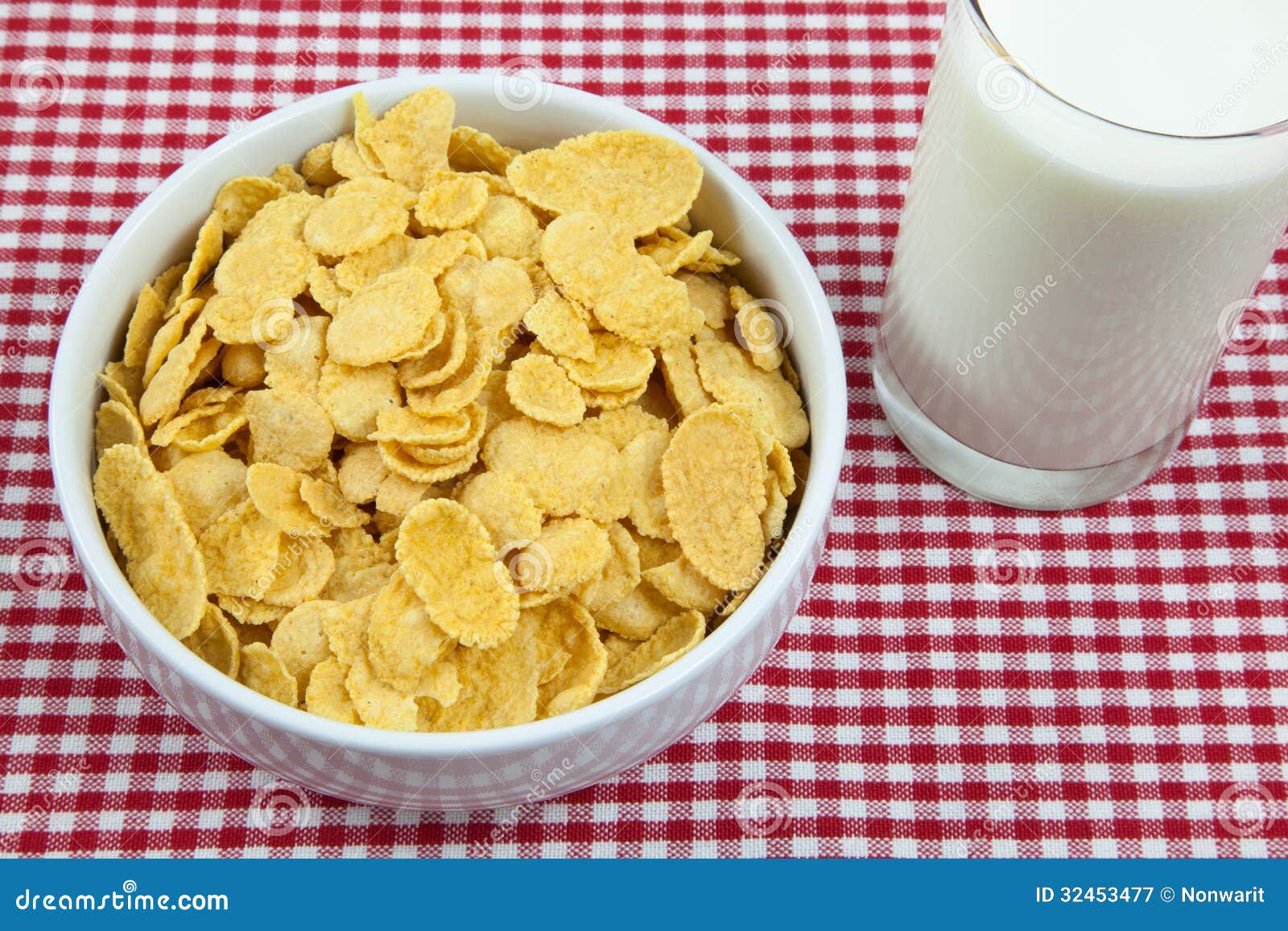 Corn flakes stock image. Image of delicious, healthy 32453477