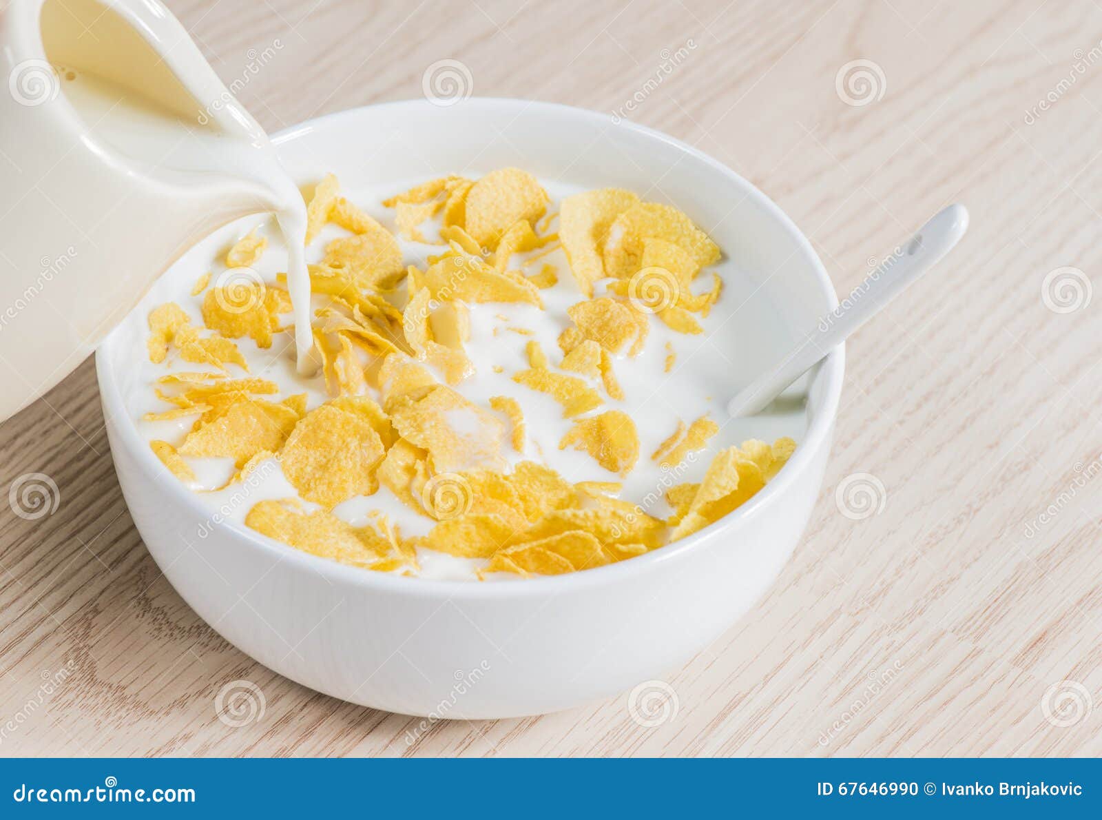 Corn flakes with milk stock photo. Image of bowl, products 67646990