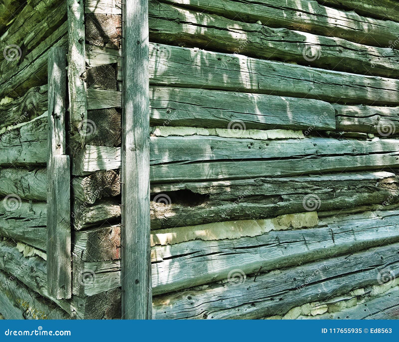 building a log cabin with notched ends building a log cabin with notched ends
