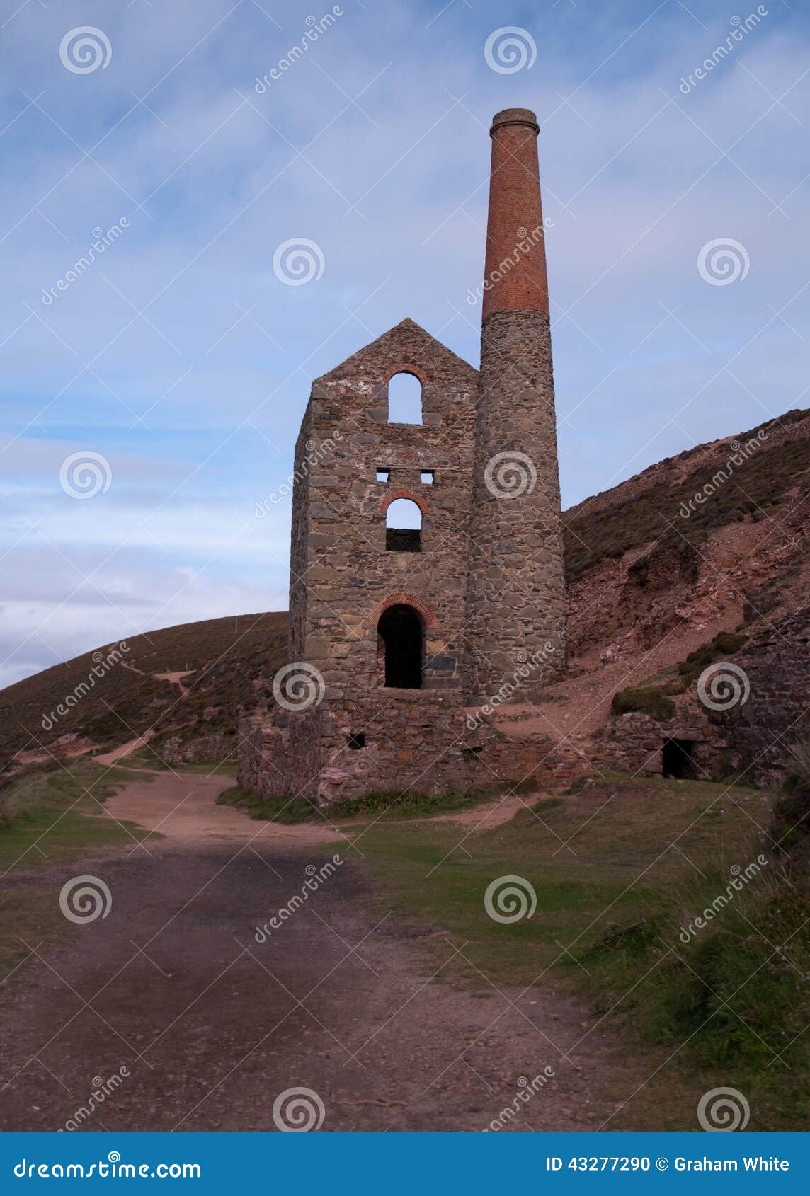 Cornish Tin Mine stock photo. Image of cornish, path 43277290