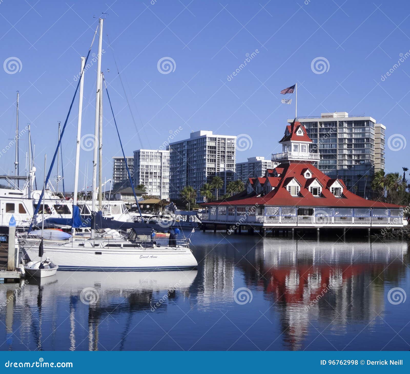 A Coronado Yacht Club Marina and Bluewater Boathouse Scene Editorial Stock  Photo - Image of house, 1701: 96762998