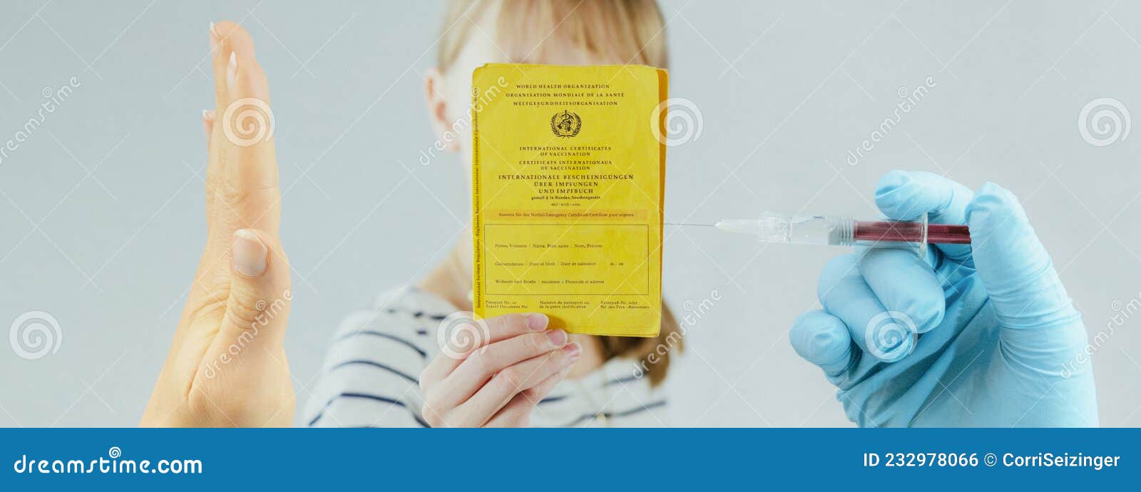 coronavirus - corona impfung stopp covid-19 - arzt mit spritze in der hand mit corona-impfstoff, mÃÂ¤dchen mit impfpass ,