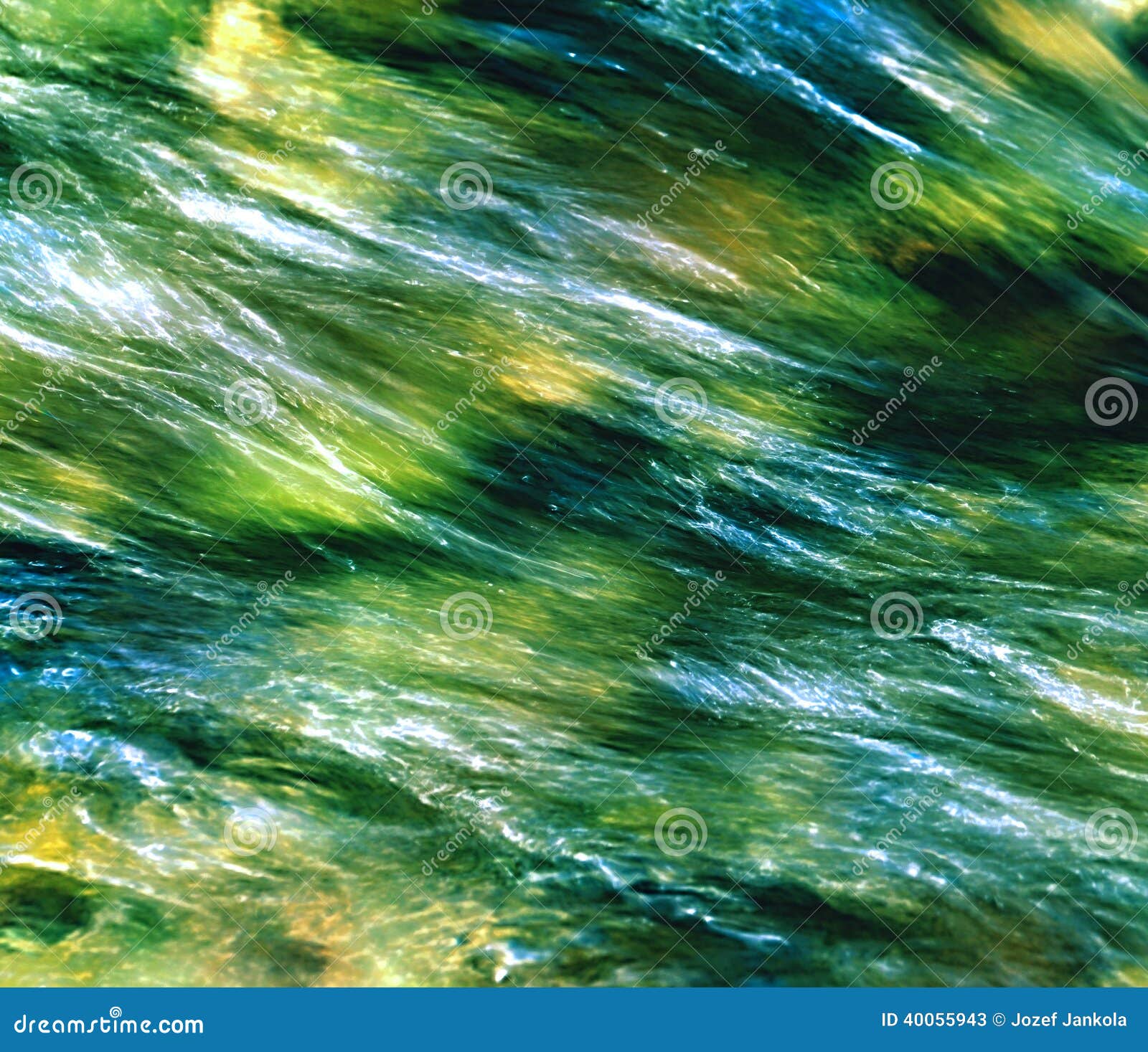 Corriente Del Agua Dulce De La Primavera Imagen de archivo Imagen de