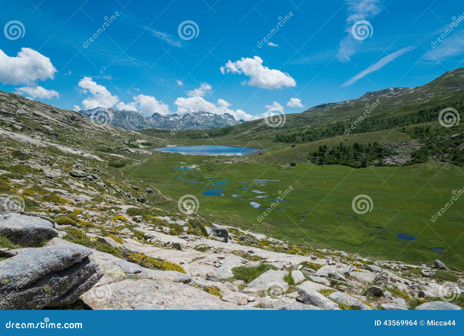 corsica lac de nino